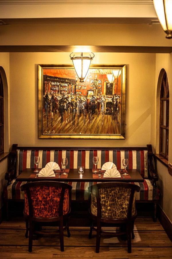 Gullane'S Hotel Ballinasloe Exteriér fotografie