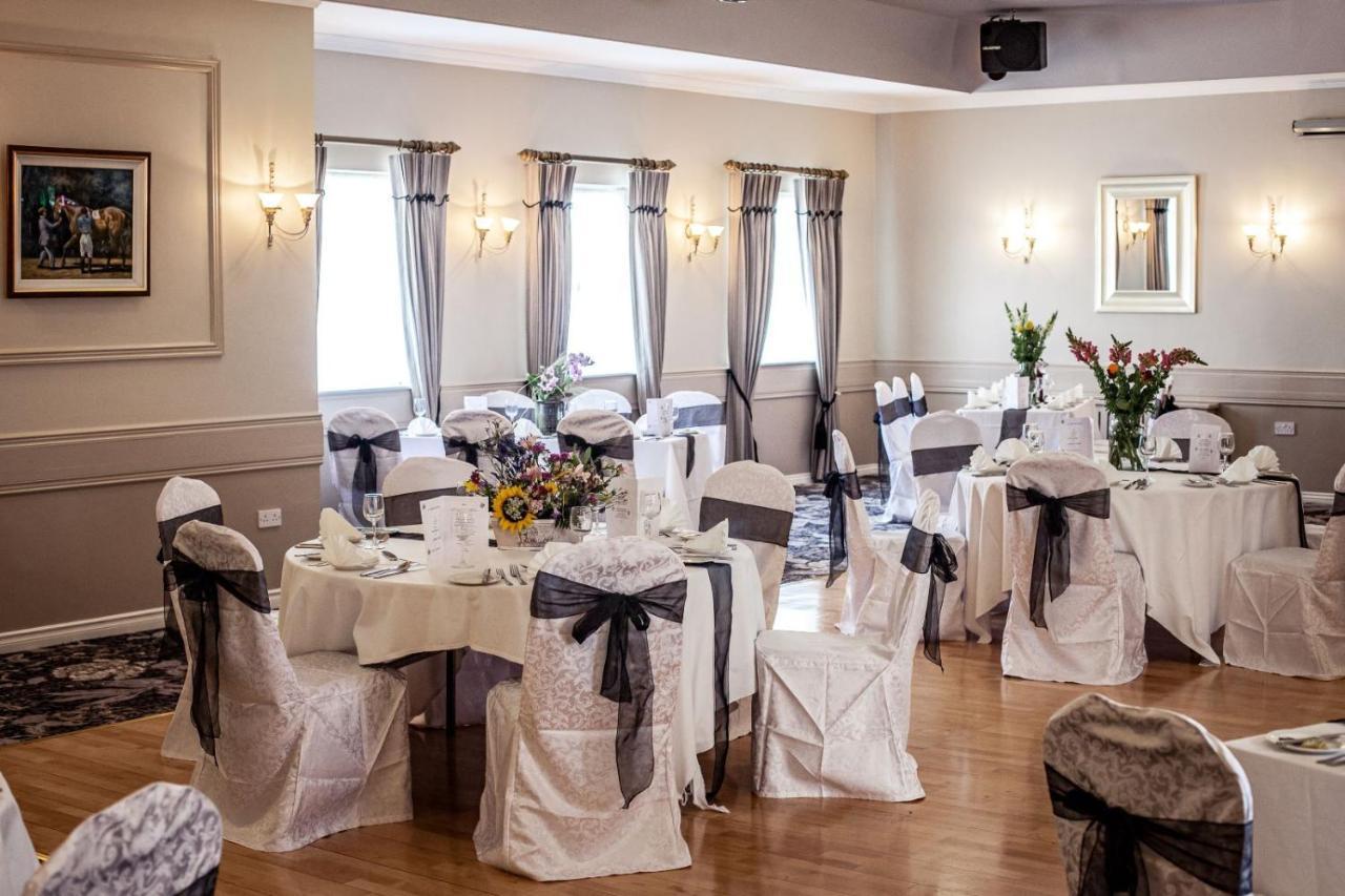 Gullane'S Hotel Ballinasloe Exteriér fotografie